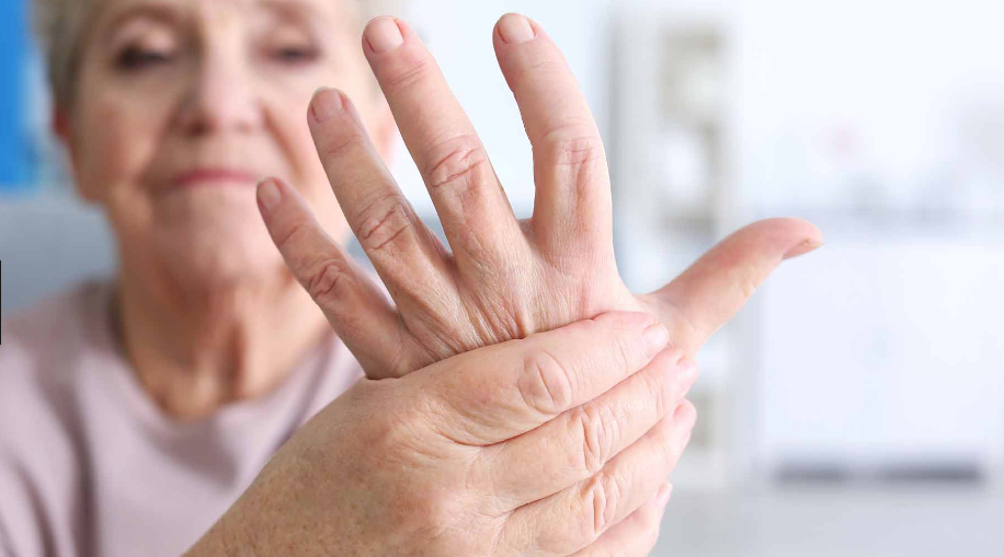 Frailty status predicts fracture risk in rheumatoid arthritis